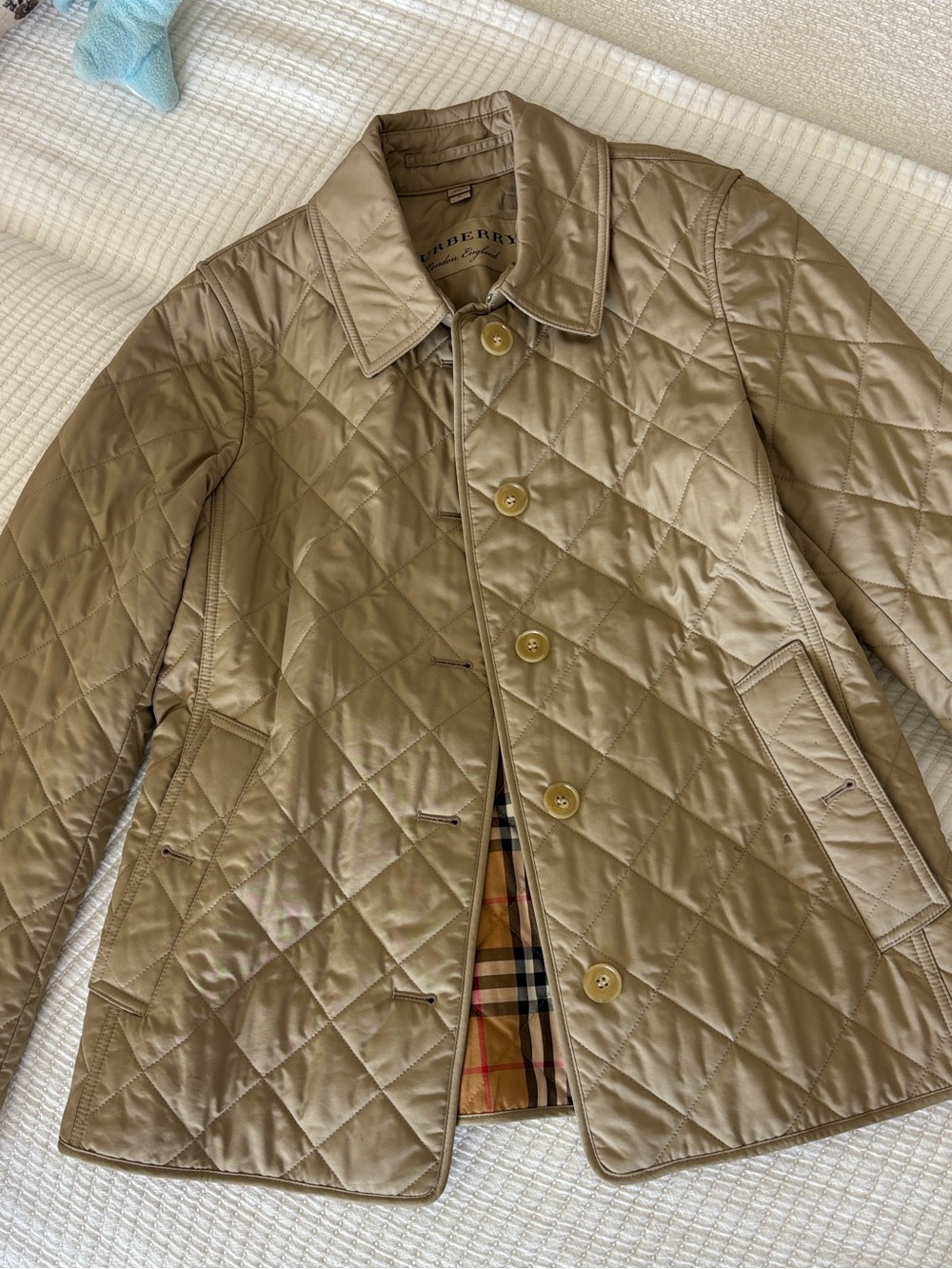 Burberry women’s quilted jacket Medium